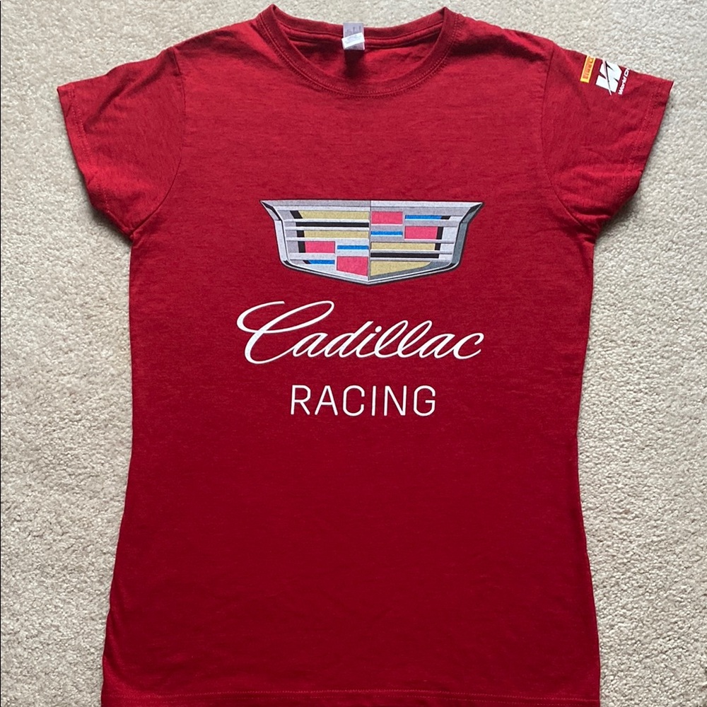 Cadillac Racing 💯 percent cotton. Women T-shirt.